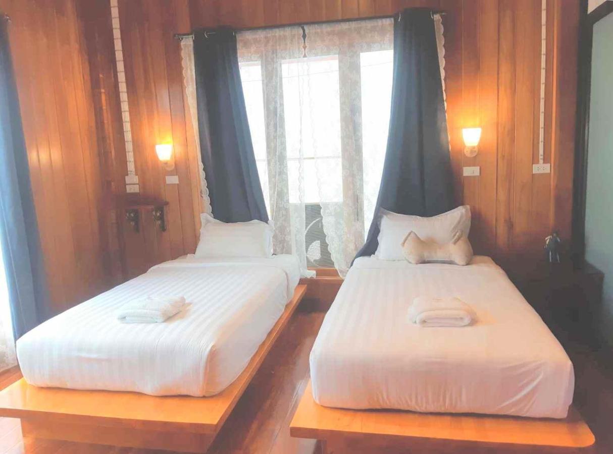 Srisanor Boutique Hotel Prachuap Khiri Khan Esterno foto
