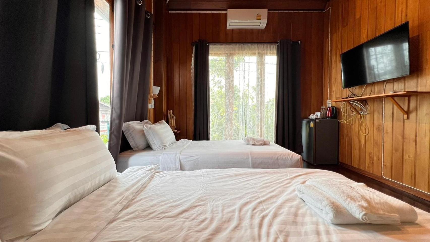Srisanor Boutique Hotel Prachuap Khiri Khan Esterno foto