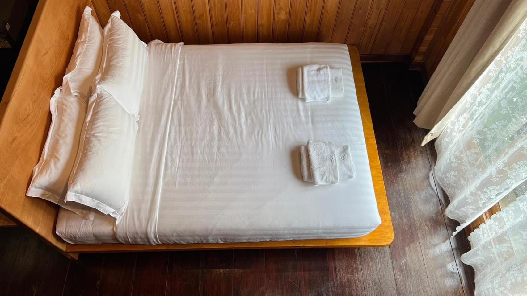 Srisanor Boutique Hotel Prachuap Khiri Khan Esterno foto