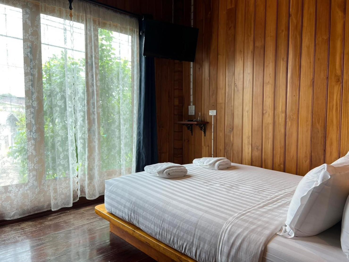 Srisanor Boutique Hotel Prachuap Khiri Khan Esterno foto